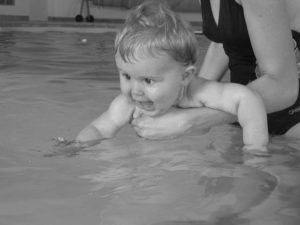 Babyschwimmen in Lüdersdorf, Mecklenburg